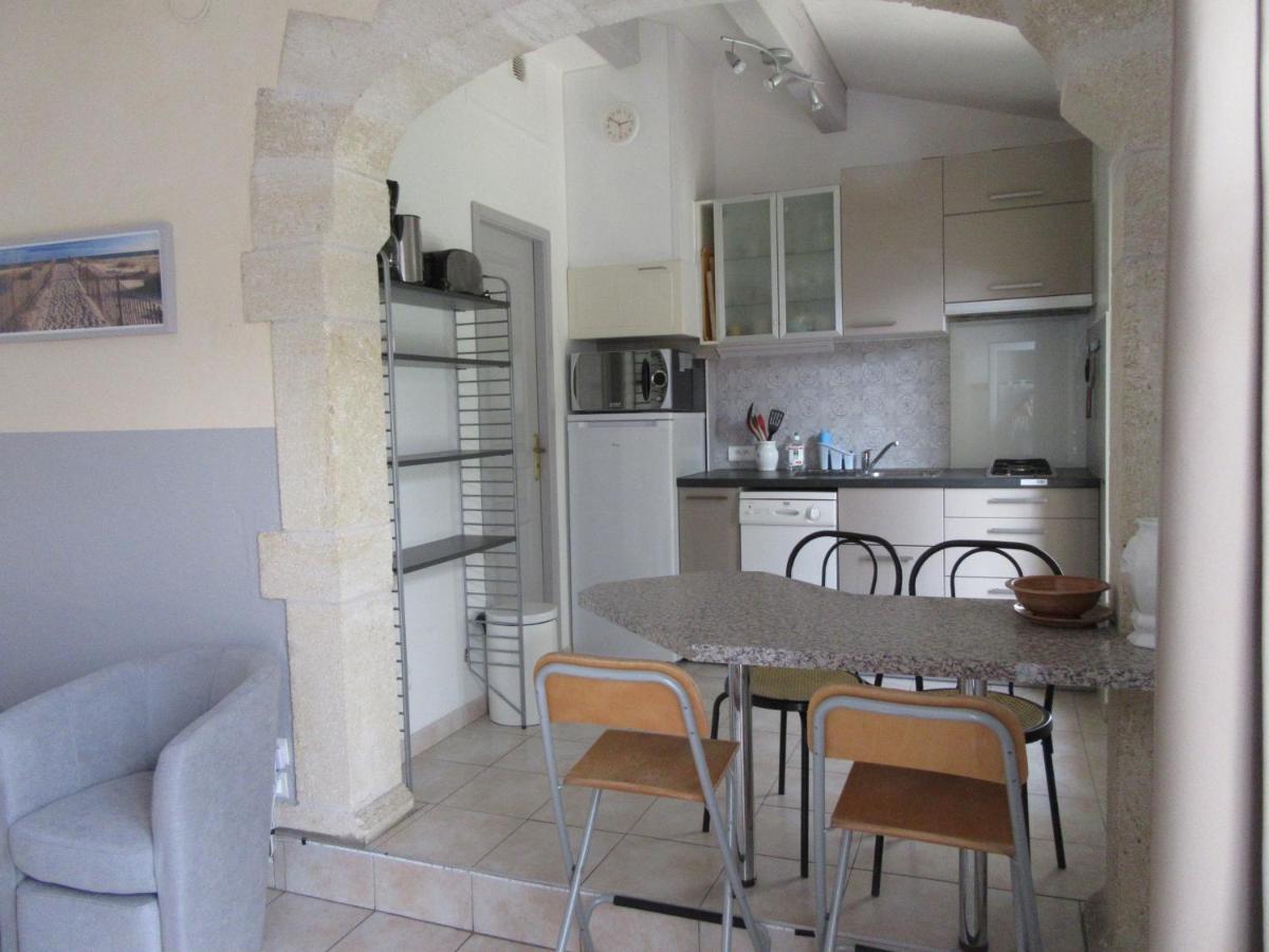 Domaine Du Bois Gite Bleuette Galargues Екстер'єр фото