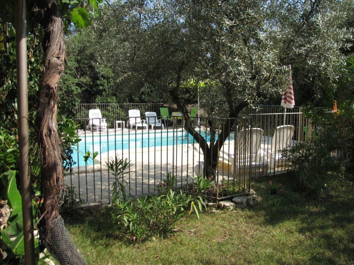 Domaine Du Bois Gite Bleuette Galargues Екстер'єр фото
